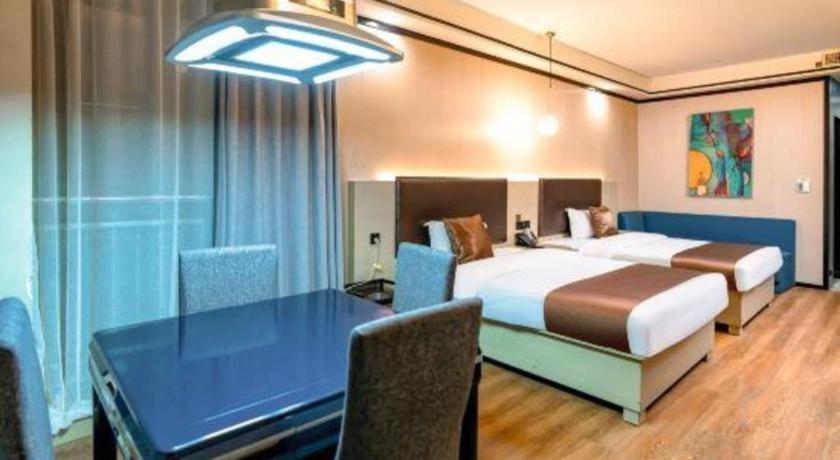 Gya Changzhou Wujin District Hutang New Era Furniture Plaza Hotel Kültér fotó