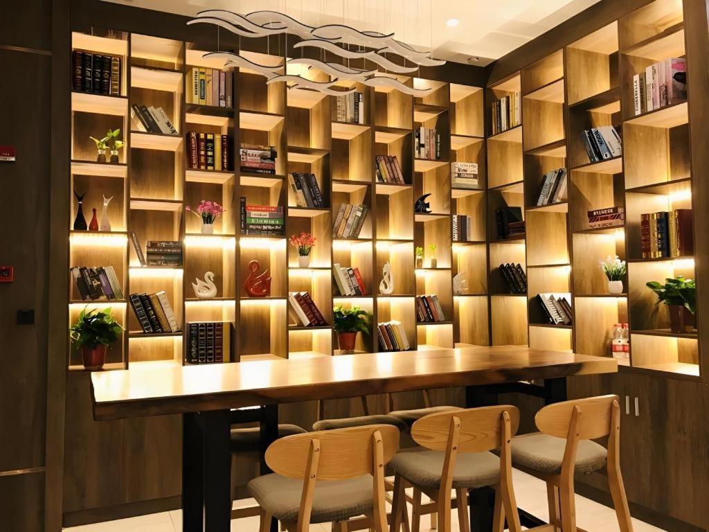 Gya Changzhou Wujin District Hutang New Era Furniture Plaza Hotel Kültér fotó